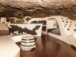 Menú para 2 con parrillada de carne en una cueva con encanto 