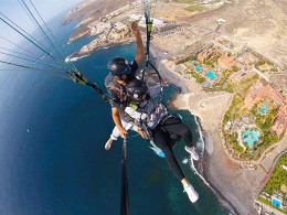 Vuelo en parapente biplaza con opción Premium + fotos 