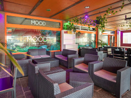 Picoteo para 2 con shisha + mojitos en La Plaza del Quinto Centenario