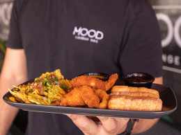 Picoteo para 2 con shisha + mojitos en La Plaza del Quinto Centenario