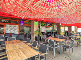 Picoteo para 2 con shisha + mojitos en La Plaza del Quinto Centenario