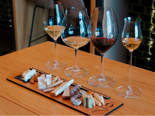 Vinófilos: Degustación para 2 con maridaje exclusivo en Santa Cruz ¡Déjate seducir!