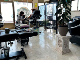 Piercings con aguja americana y piezas de titanio