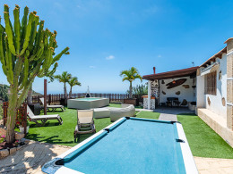 Estancia para 7 en Cueva de lujo Añaterve