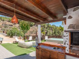 Estancia para 7 en Cueva de lujo Añaterve