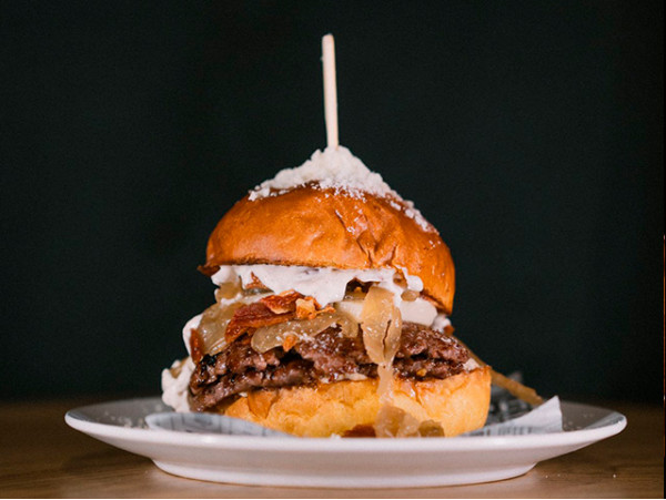 Henko Lounge - Santa Cruz