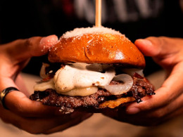 Henko Lounge - Santa Cruz