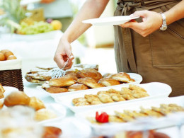 Barceló Tenerife: Desayuno buffet para 2 con opción de masaje o peeling de ceniza volcánica