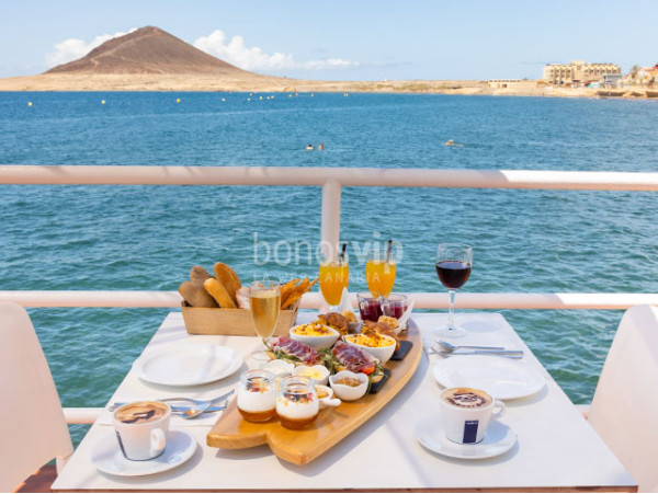 Brunch sobre el mar para 2 frente a la montaña de El Médano