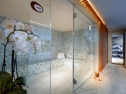 2 noches en Deluxe Gold con desayuno para 2 adultos + 1 niño + acceso al Spa + atenciones a la llegada