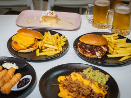 Menú de burgers canarias para 2 en el centro de La Laguna