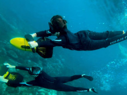 Snorkel con propulsores + reportaje fotográfico + snack 
