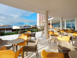 2 noches en Deluxe Gold con desayuno para 2 adultos + 1 niño + acceso al Spa + atenciones a la llegada