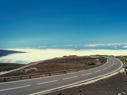 Simulador con un coche legendario + opción a Test Drive con piloto profesional