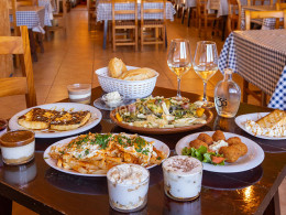 Menú para dos personas de comida canaria en el norte 