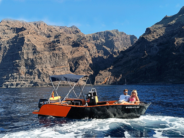 Anaga Boat - Los Gigantes