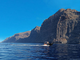 Anaga Boat - Los Gigantes