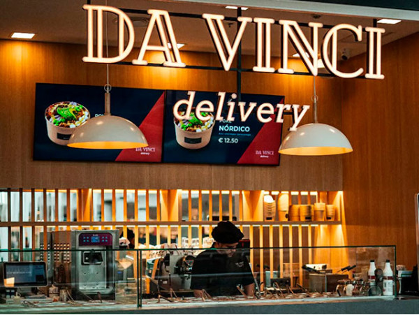 Dos BOX para llevar con bebida en Da Vinci Delivery