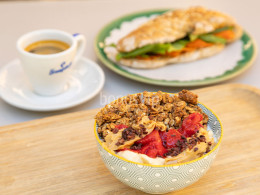 Desayuno o brunch saludable en el Mercado de Nuesta Señora de África