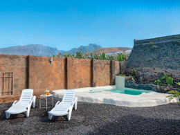 Estancia entre plataneras: 2 noches para 2 en cabaña con piscina privada