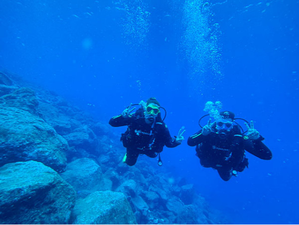 Iniciación al buceo o Curso de Open Water con certificado internacional 