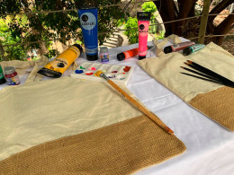 Diseña tu Tote Bag  con copa de vino o limonada + snack salados al aire libre